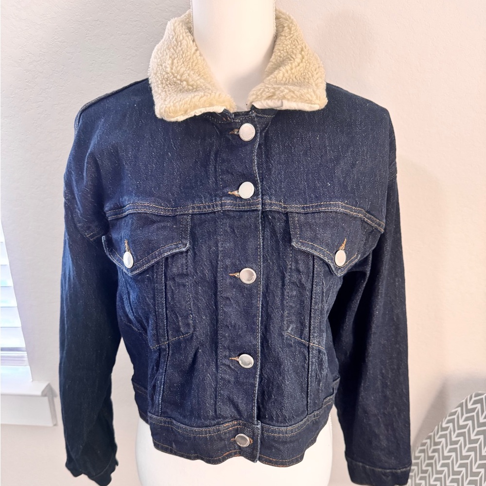 Zara Dark Blue Denim Jacket with Cream Sherpa Collar
